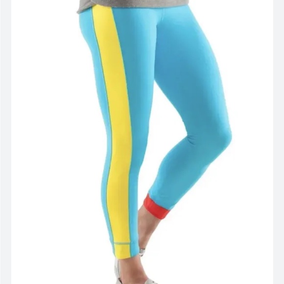 Lululemon 6 Amped Crop Leggings Spry Blue Sizzle Love Red yellow stripe aqua gym - Picture 1 of 5